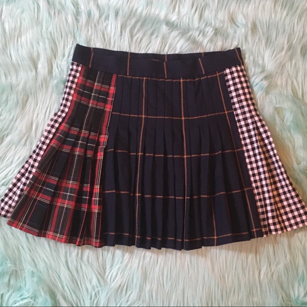 Zara Pleated Mixed Print Check Mini Skirt Sz M - Picture 3 of 7
